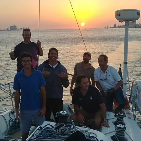 Be Local - Sleep Aboard A Sailing Boat In Apartamento *