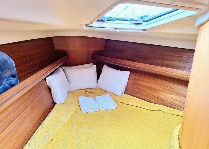 Apartamento Sleep On A Sailboat In A Unique