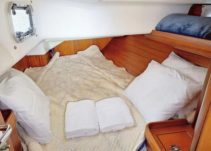Sleep On A Sailboat In A Unique *